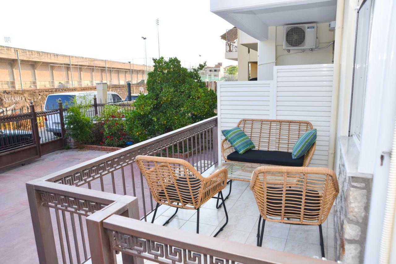 La Perla Apartment 2 Kalamata Ngoại thất bức ảnh